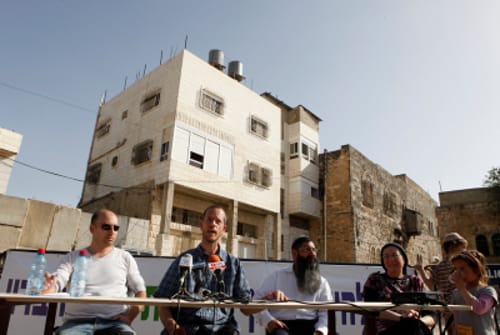 בית הדין הצבאי קבע: 'בית המכפלה' בחברון נרכש כדין