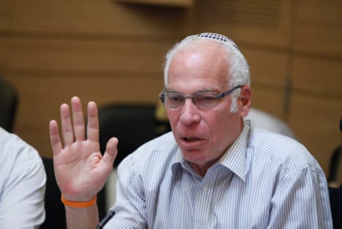 הפשרת הבנייה ביו"ש: אורי אריאל מורח את מצביעיו