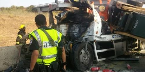 אסון בכביש: אדם נהרג, בני משפחתו נפצעו אנוש