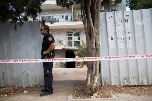חשד: אם דקרה למוות את ילדיה וניסתה להתאבד