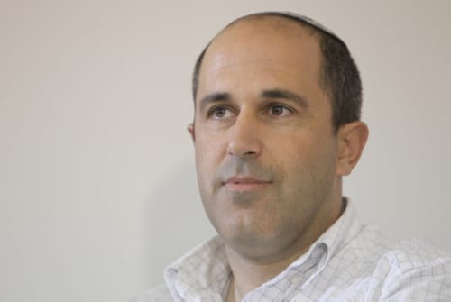 קינג ושקדי דחו את ה'דיל': רוצים שני רבנים ציונים בירושלים