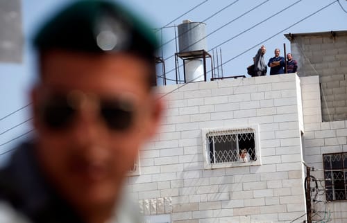 בעקבות דרישת שר הכלכלה נפתלי בנט: בית המכפלה בחברון יאוכלס
