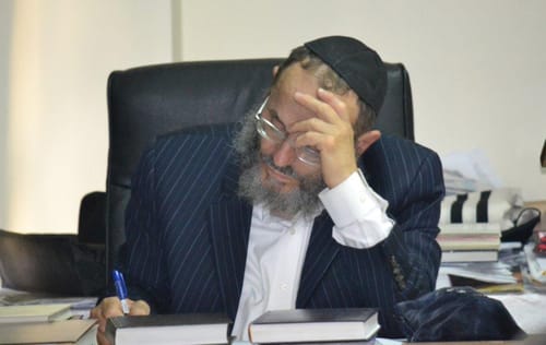 במוצ"ש: הכנסת ספר תורה שנכתב לזכות הרב נחום נריה