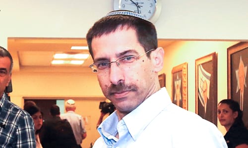 אורבך: התנהגות בניו של הרב עובדיה מעוררת דחייה; לא ניחמתי את בני המשפחה