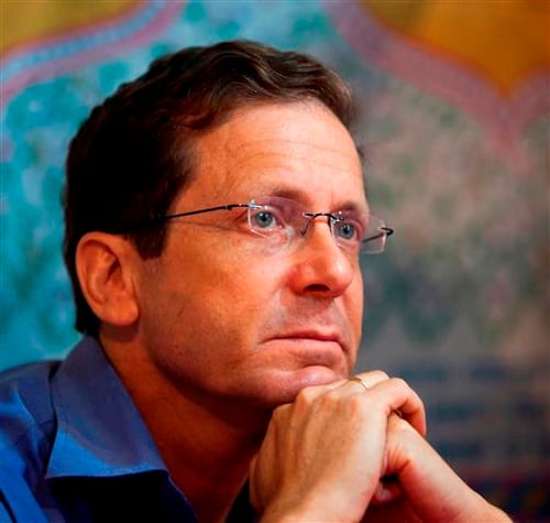 שוב עריפת ראשים בעבודה: שלי הודחה ובוז'י נבחר