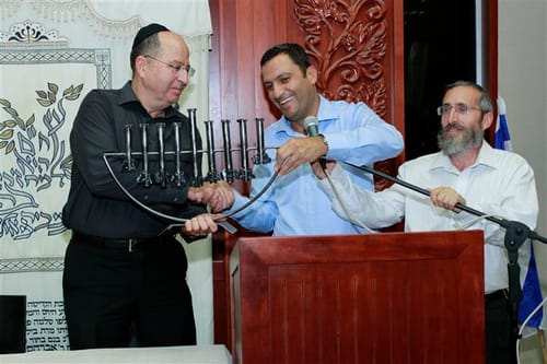 בוגי מפרגן להסדר: אתם העוצמה שלנו