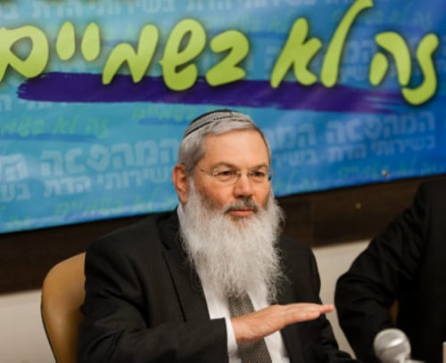 רבנים נגד התקנות החדשות של הרב בן דהן: פוגע בזכויותינו