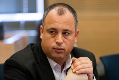 בשמאל זועמים: "התנהגות בוטה, מסוכנת ומכוערת"