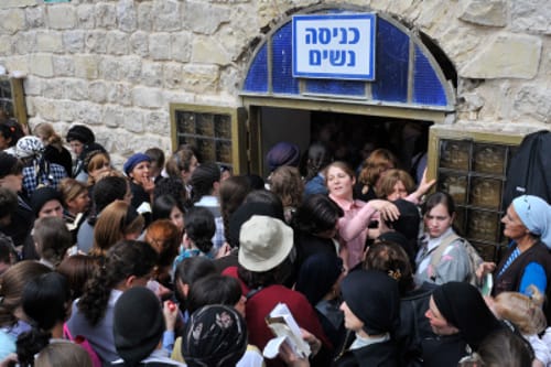 "רק המדינה תדע לנהל את קבר רשב"י במירון"