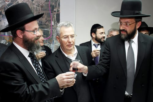 מחקר חדש: כמה עולים לנו שני רבנים בעיר אחת?