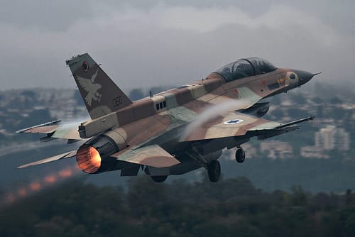 בעקבות ירי הרקטות לדרום הארץ: חיל האוויר תקף בעזה