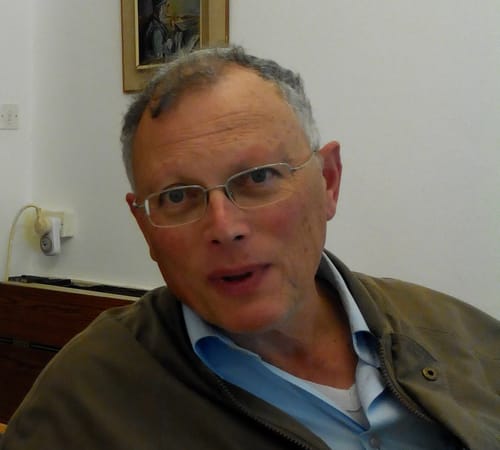 חגי בן ארצי: "יאיר נתניהו יורק על הקבר של סבא שלו"
