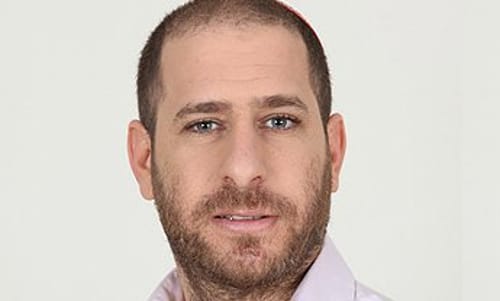 חנוך דאום על זילבר: "יצא מדעתו, הפך למיסיונר ופאשיסט"