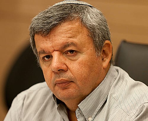כלפה מפתיע: "לאפשר לפלסטינים להצביע לכנסת"