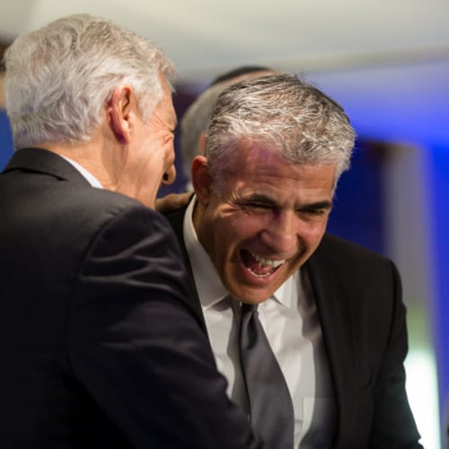 "לפיד מחפש להכאיב לחרדים"