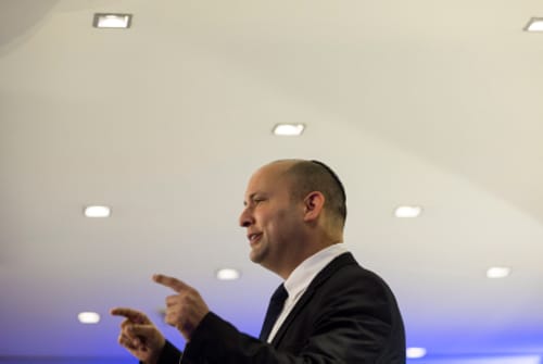 המגזר בוער, החרדים מסיתים ובנט שכח את הסיסמה לפייסבוק