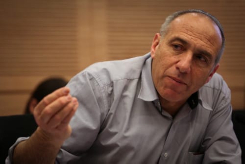 יוגב: "יש עתיד מגייסים את החרדים להפגנות ולא לצה"ל"