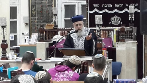הרב יצחק יוסף: אבא היה קורא מגילה בתל אביב גם בט"ו באדר