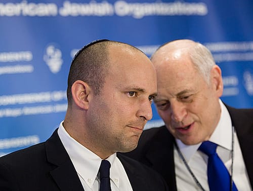בנט מתנגד להמשך שחרור מחבלים: זה פרס לאבו-מאזן
