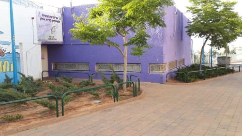 גבעת שמואל: לראשונה נערכה הצגה בשבת, האם מדובר בפריצת גדר?
