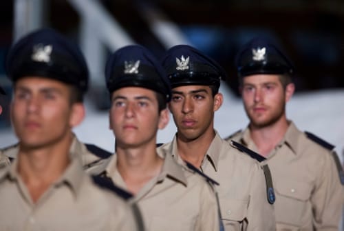 הרב לביא: יום הזכרון לא צריך להיות יום של דכאון ואווירת נכאים