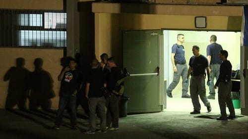 אימה בפתח תקווה: מטען חבלה הוטמן בתוך בית-ספר