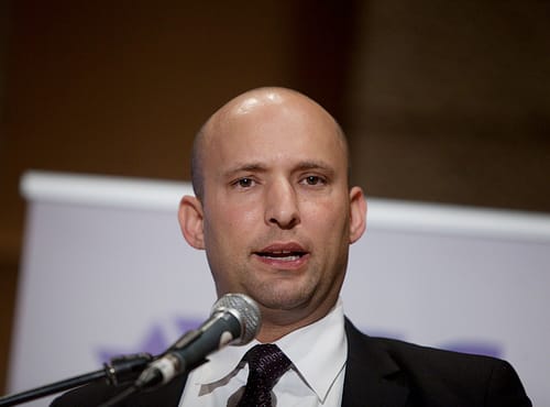 בנט בהלוויית אליצור: "נמלא את צוואתך"