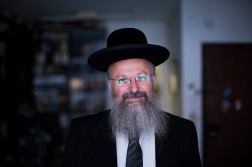 הרב אליהו: "רוצים להשליך אותנו לים"