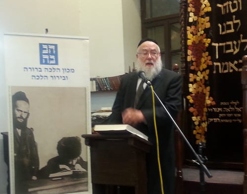 תלמידו של הרב אלישיב תומך ברב שטרן