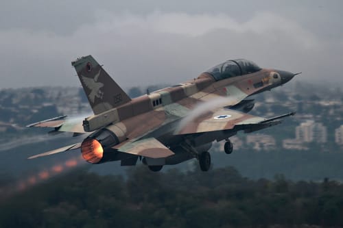 צפו: צה"ל תקף הלילה משגרים מוטמנים