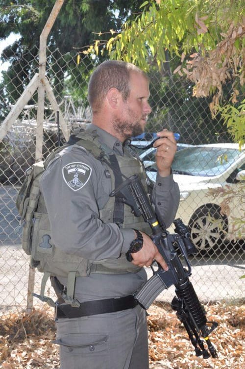 הקצין שסיכל את הפיגוע: "הרכב היה מלא בבלוני גז"