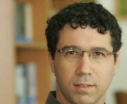 רבני 'הגוש': בהר המור יכולים להתחיל לרקוד