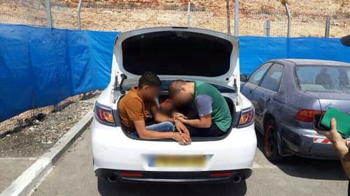 ערבייה מחופשת נעצרה: ניסתה להבריח פלסטינים