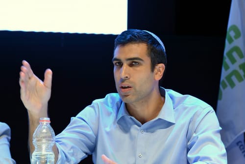 חוק המשתמטים אושר: "ישים סוף להפקרות"