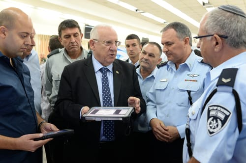 ריבלין מגבה: במשטרה מפקדים איכותיים