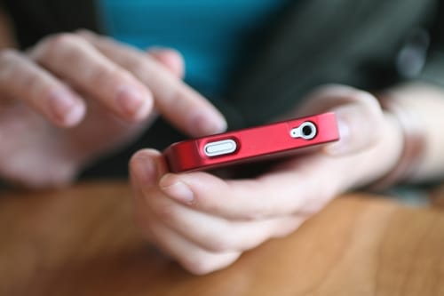 הרב רוזן: כיצד למדתי אמונה מן האייפון?