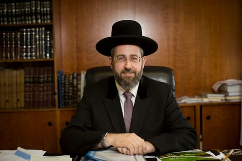 צפו: הרב דוד לאו, למה חוגגים את חג הסוכות
