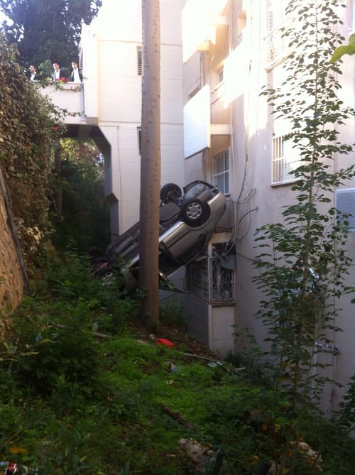 ככה נראה נס: הרכב נפל לתהום – הנהג נפצע קל