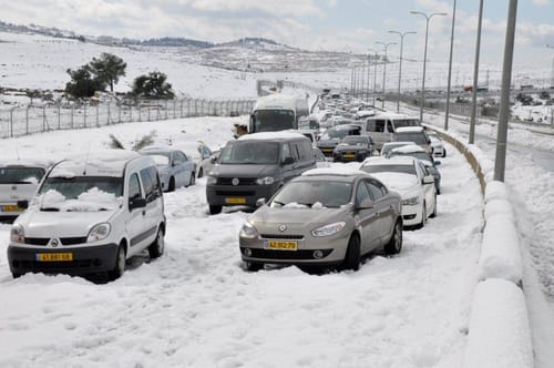 מתכוננים לסערה: ביום רביעי שלג בירושלים