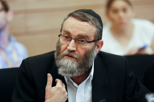 גפני מאיים: לא נשב בממשלה עם הבית היהודי