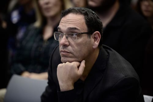 דעה: שי פירון 'המשתלב', ויתר על העקרונות שלו