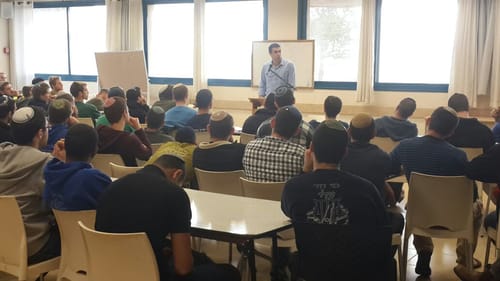 "יחד חזקה תמנע ברית בין הבית היהודי ליש עתיד"