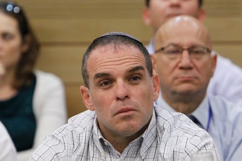 האם גדי שמני גם מציע לחדול מלטייל בירושלים?
