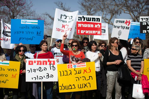 הרב שרלו: 'שותף למאבק נגד סגירת רשות השידור'