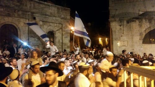 צפו: הקפות שניות במקום בו בוצע הרצח
