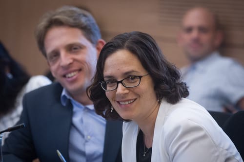 הכנסת אישרה: מספר ימי החופשה לעובדים יוגדל