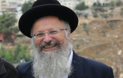 מַיִם רַבִּים לֹא יוּכְלוּ לְכַבּוֹת אֶת הָאַהֲבָה / הרב אליהו