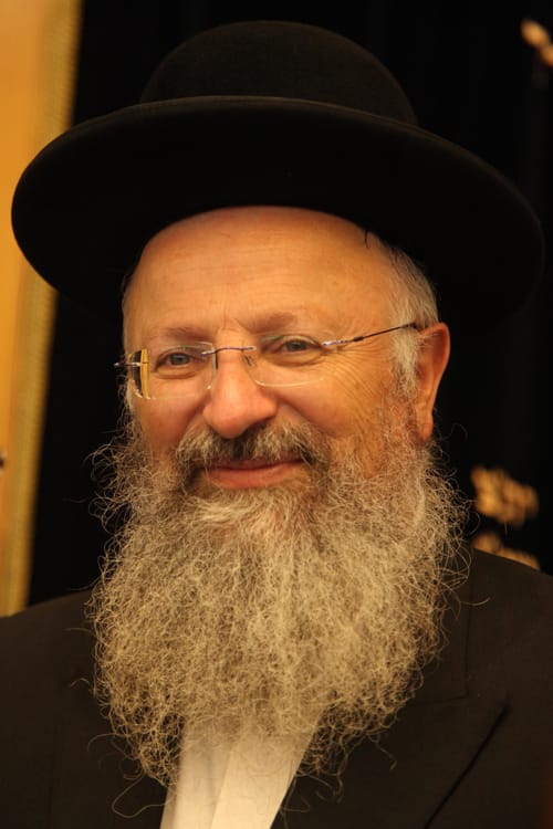 הרב שרלו עדיין חושב שצריך לקלוט פליטים מסוריה?