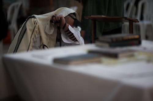 עשרה בטבת: "מה איכפת לי שאין בית מקדש?!"
