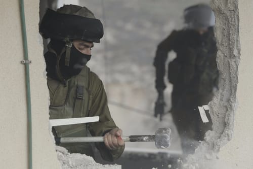 צה"ל הרס את  בתי המחבלים מג'בל מוכאבר